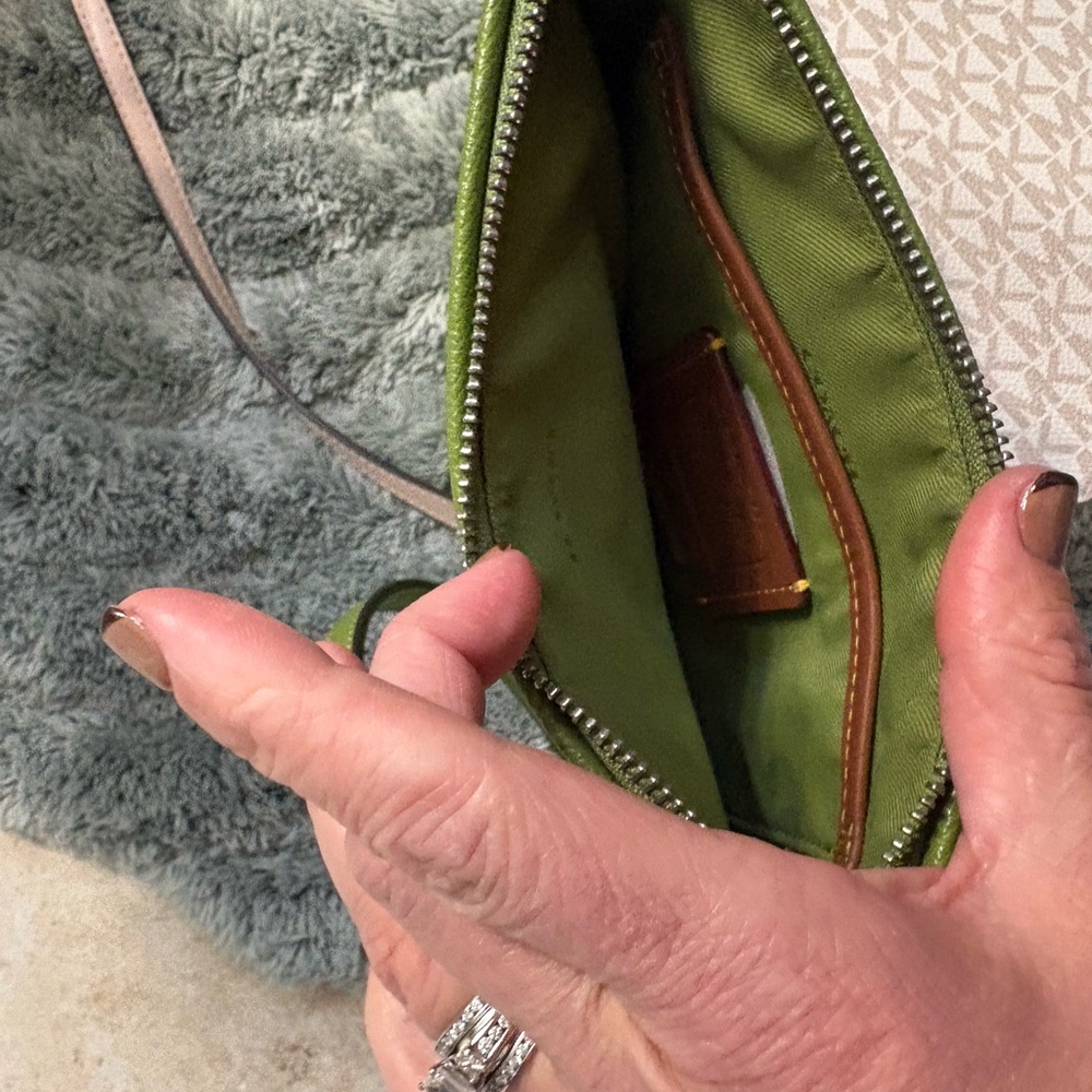 Coach Lime Green Crossbody Bag - Picture 3 of 3